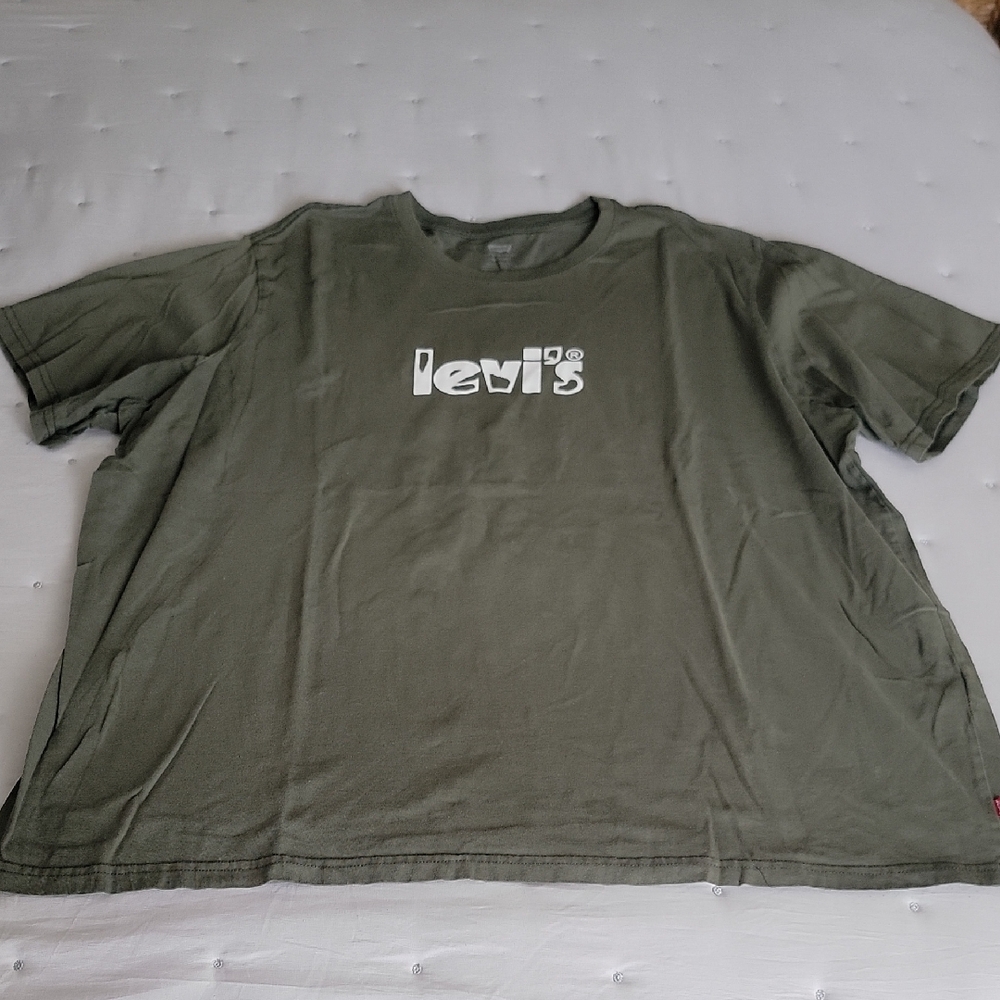 Levi's Dark Olive Tee with Logo